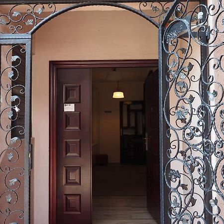 Guest House Don-Lux Плєвля Екстер'єр фото